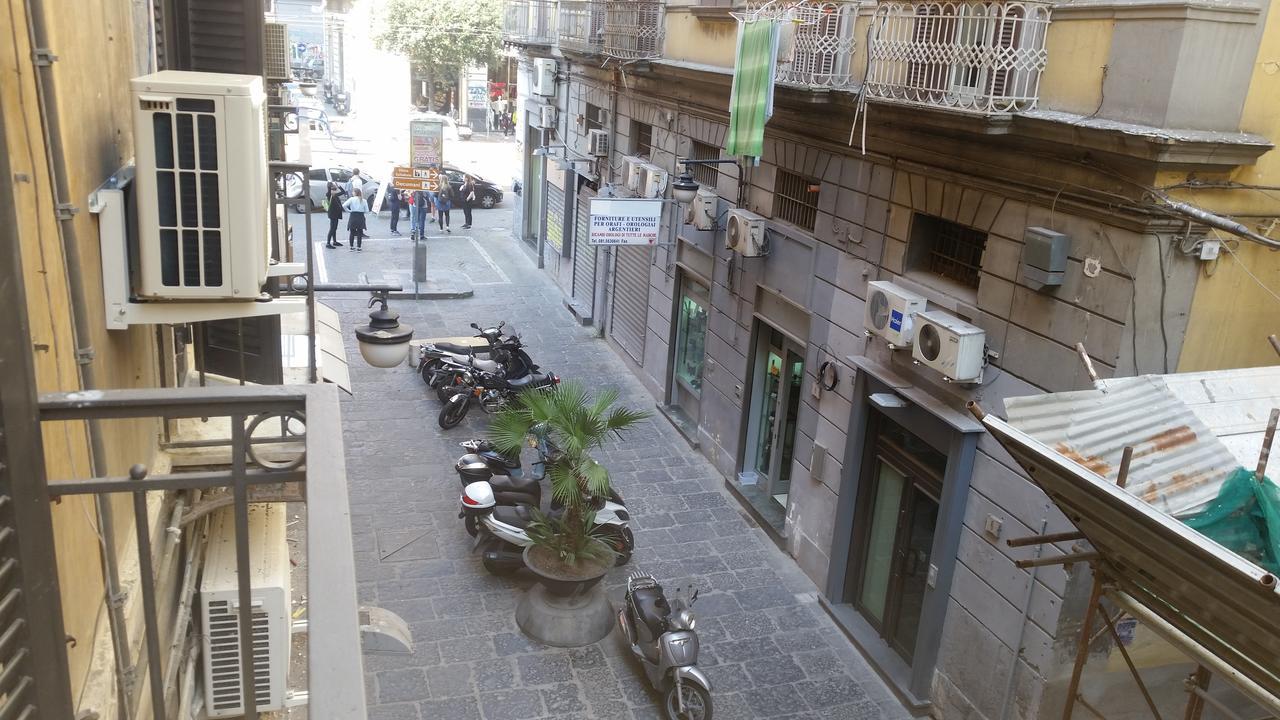B&B Residenza Il Castello 那不勒斯 外观 照片